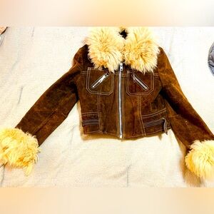 Cool Vintage Brown Suede Cropped Jacket w/ Fur Trim from Argentina, Womens XS/S